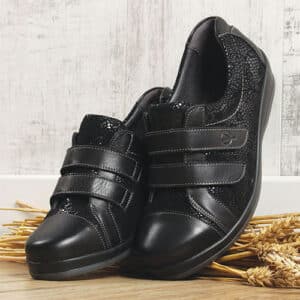 wide fitting shoes for the elderly