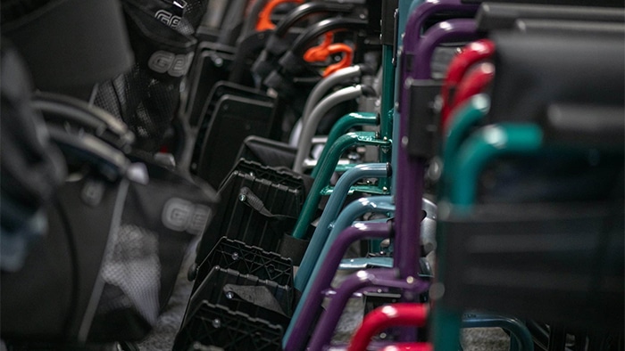Walking-Aid 700x394